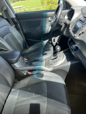 Kia Sportage 2.0 LUKS 4x4, снимка 12