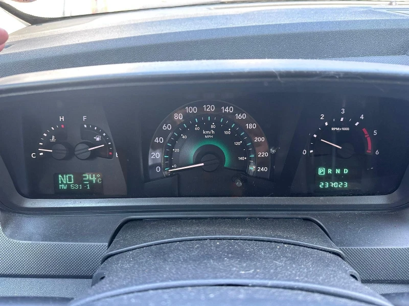 Dodge Journey 2.0TDI - 7 МЕСТА - НАВИГАЦИЯ, снимка 16 - Автомобили и джипове - 51351661