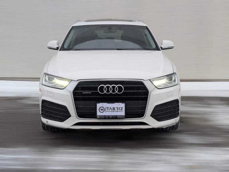 Audi Q3 * S-Line* * HeadUp* AвтоКредит* (ЦЕНА ДО БГ), снимка 3 - Автомобили и джипове - 53498046