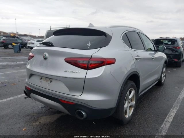 Alfa Romeo Stelvio AWD 280кс * Възможност за Лизинг* , снимка 4 - Автомобили и джипове - 52673069