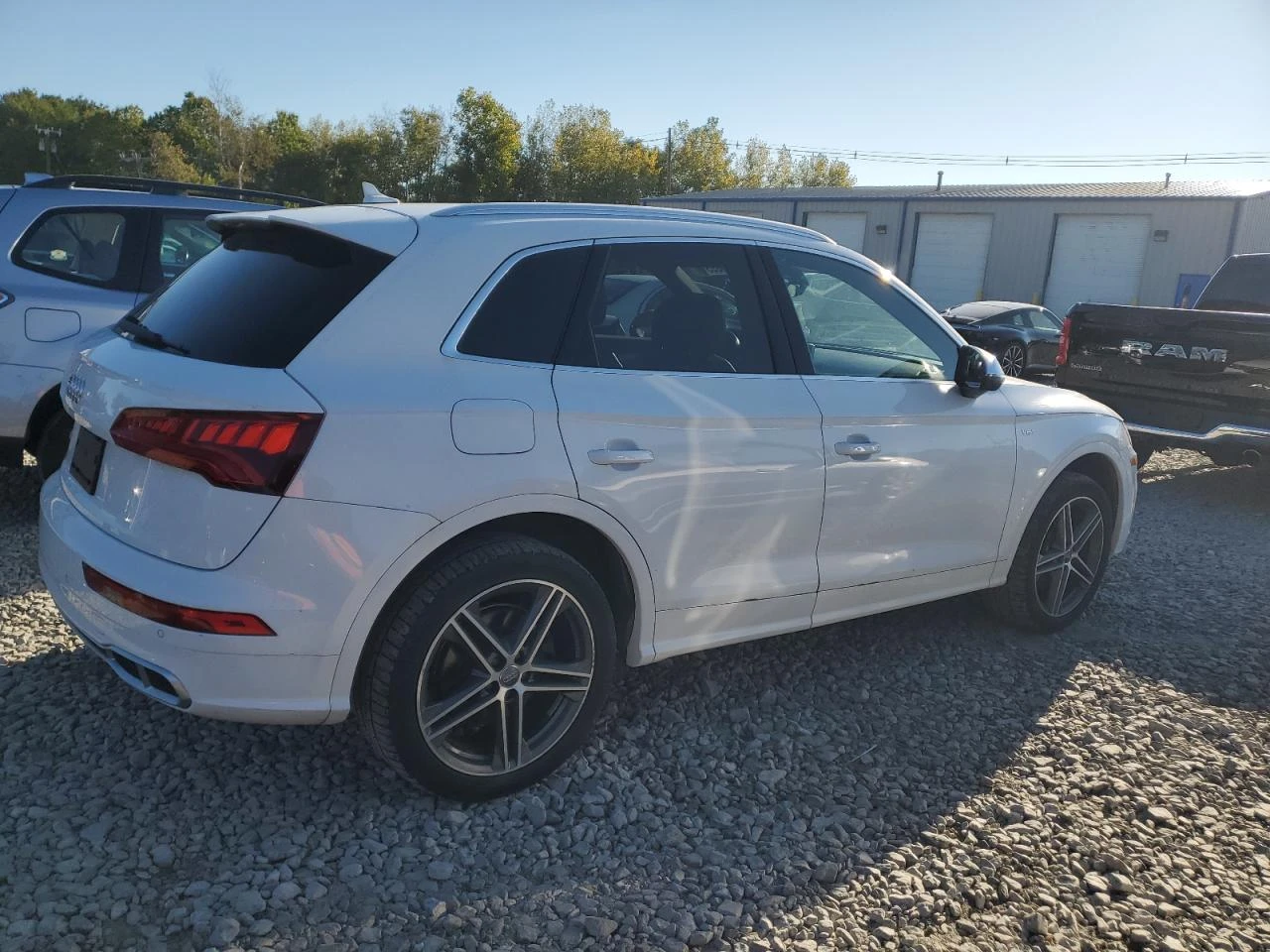 Audi SQ5 PREMIUM PLUS * * CARFAX * * АВТО КРЕДИТ * *  - изображение 5