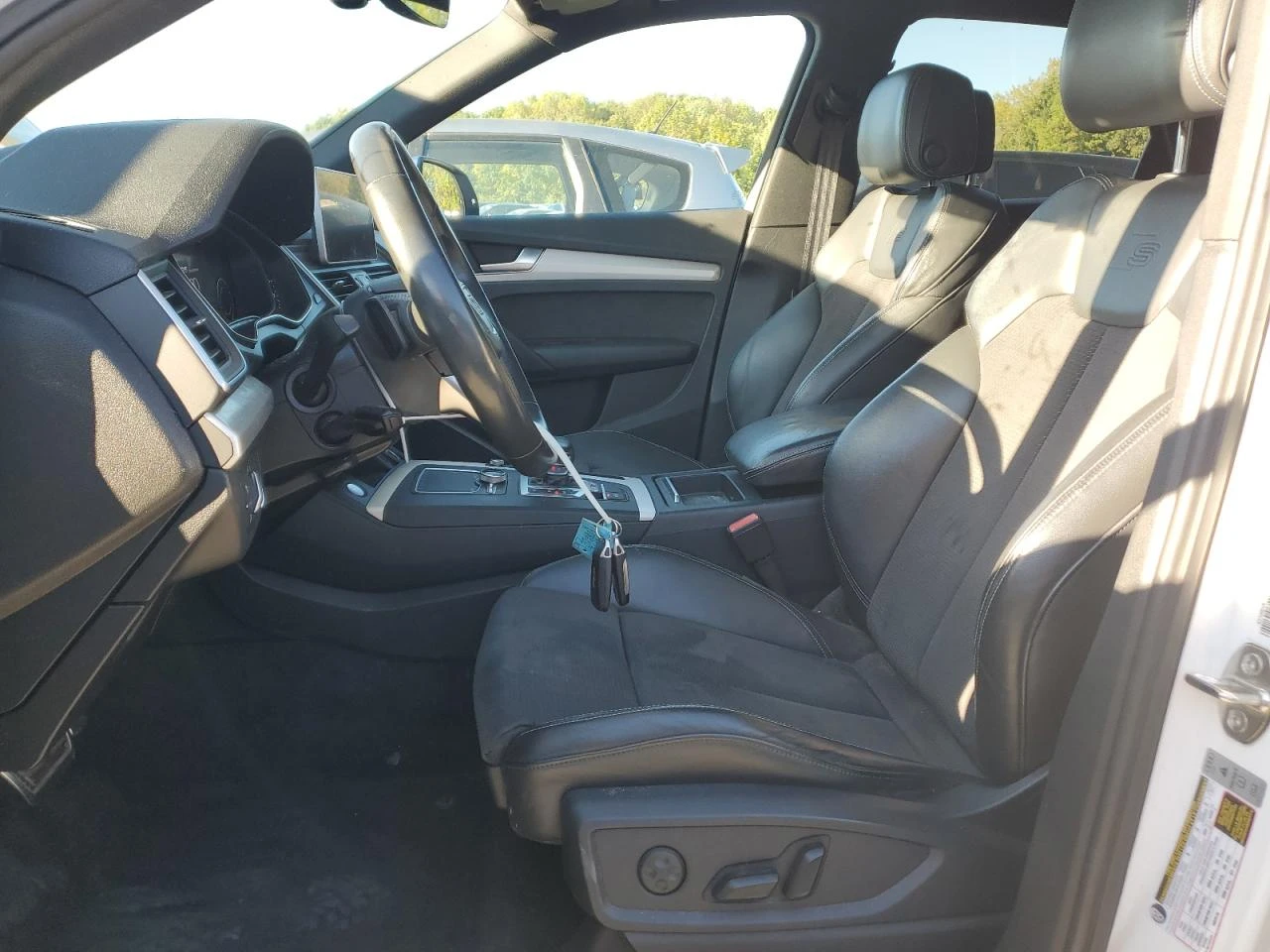 Audi SQ5 PREMIUM PLUS * * CARFAX * * АВТО КРЕДИТ * *  - изображение 7