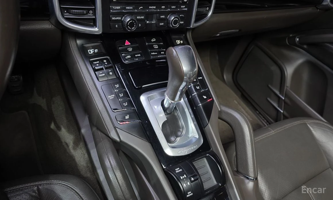 Porsche Cayenne, снимка 9 - Автомобили и джипове - 53736313