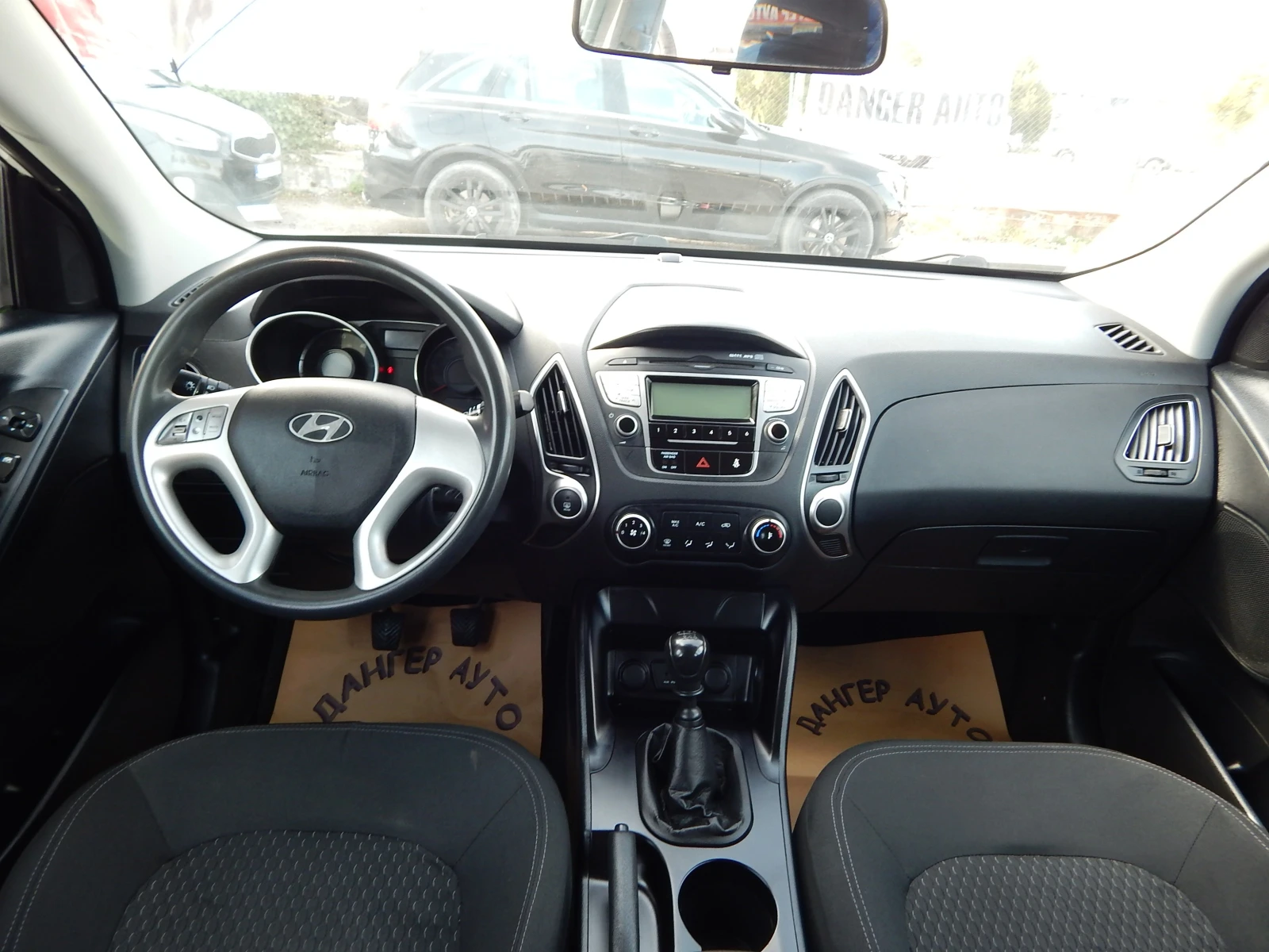 Hyundai IX35 1.7CRDI, снимка 14 - Автомобили и джипове - 54194053