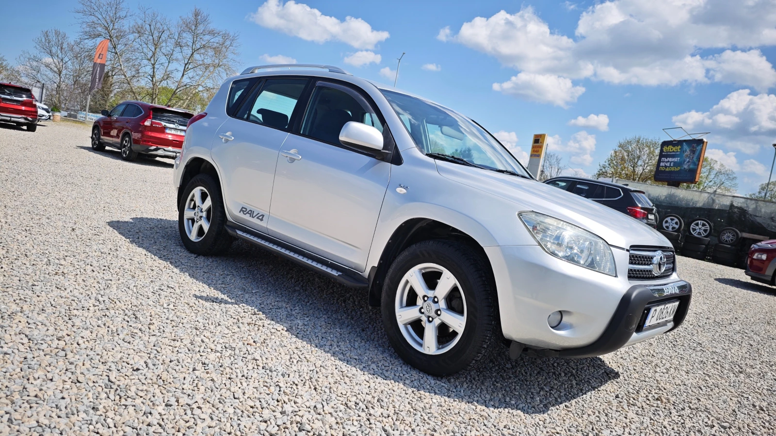 Toyota Rav4 РОЛБАР/СТЕПЕНКИ/РЕЙЛИНГ/8RAM/8ЯДР ANDROID/ОБСЛУЖЕН, снимка 6 - Автомобили и джипове - 54246765