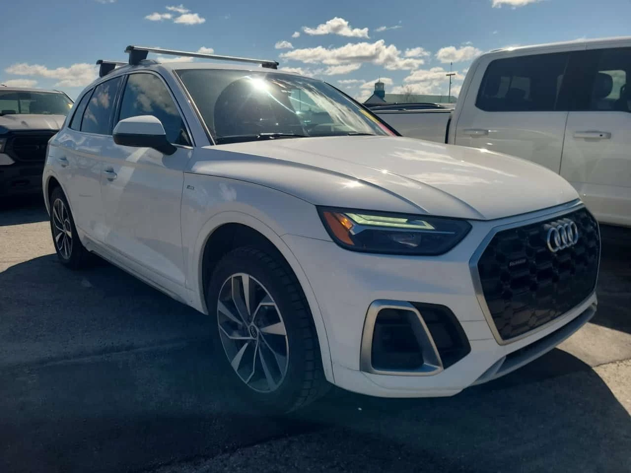 Audi Q5 PROGRESSIV/CARFAX/ДИСТРОНИК/+ ГУМИ/2 КЛЮЧА/ПАНО/, снимка 2 - Автомобили и джипове - 54297154