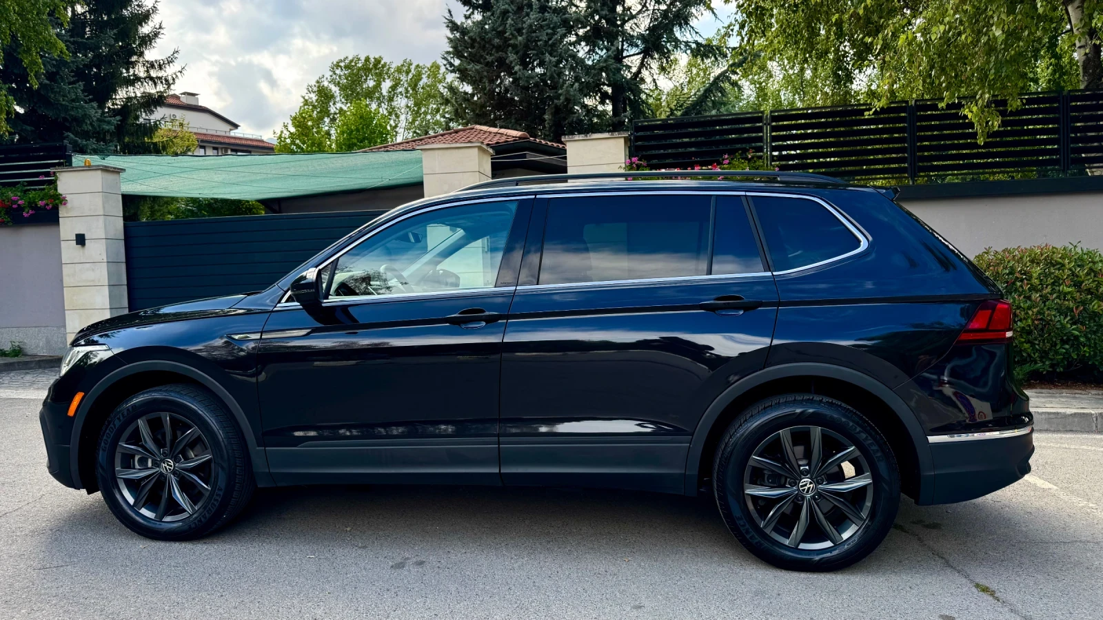 VW Tiguan, снимка 6 - Автомобили и джипове - 54486720