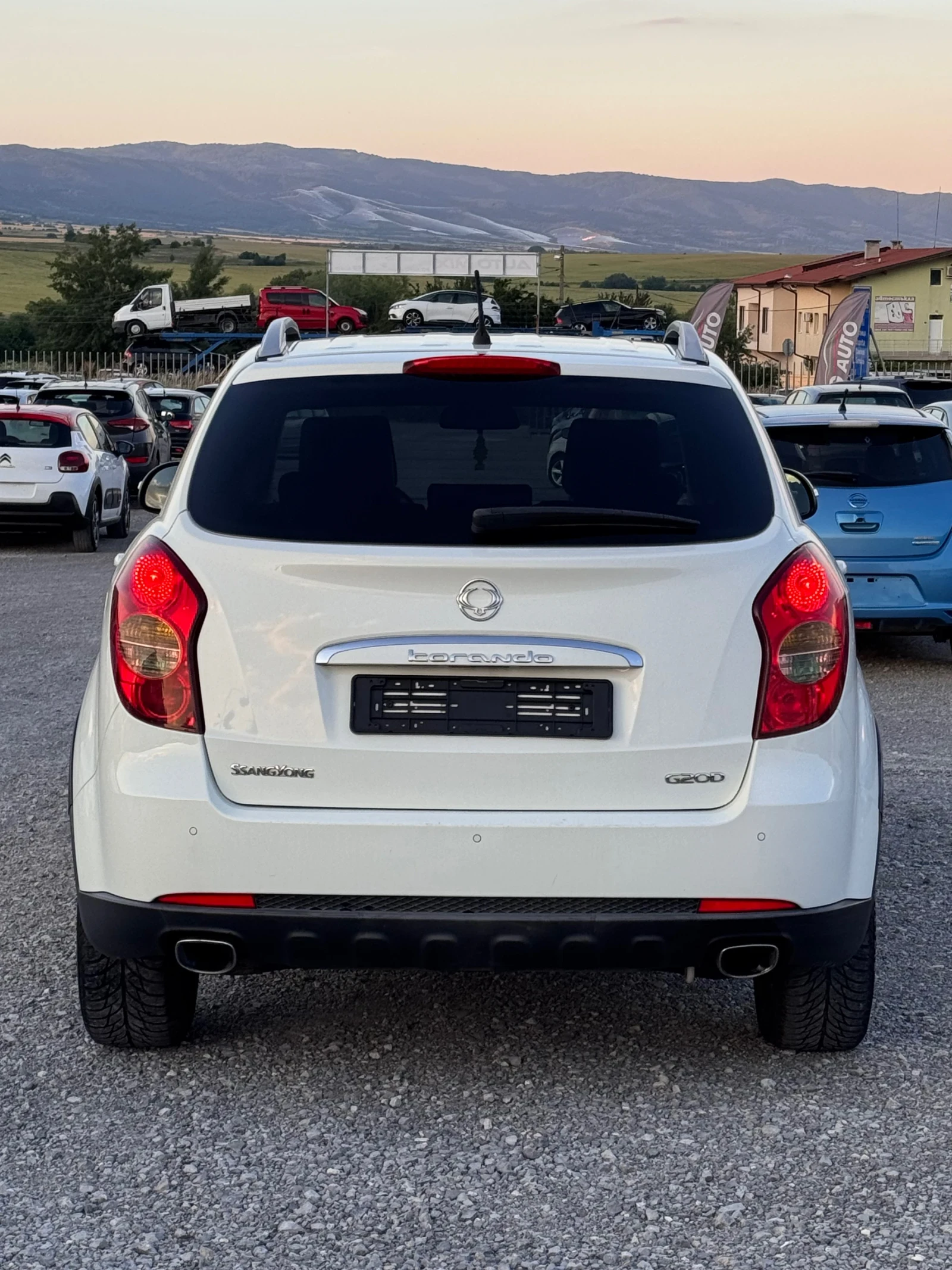 SsangYong Korando Заводски газов инжекцион, снимка 4 - Автомобили и джипове - 54963749