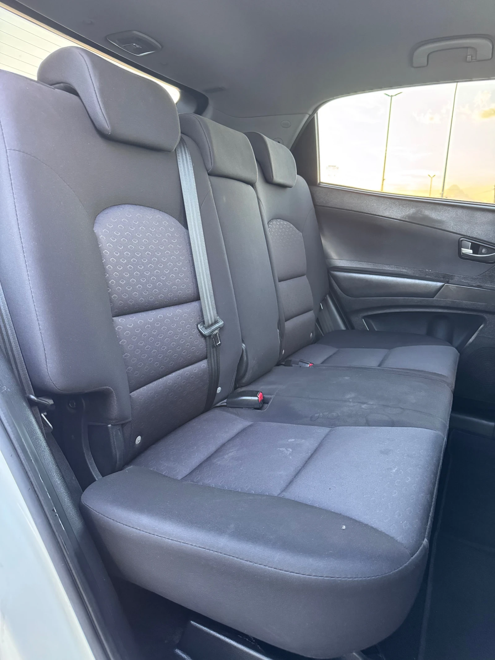 SsangYong Korando Заводски газов инжекцион, снимка 12 - Автомобили и джипове - 54963749