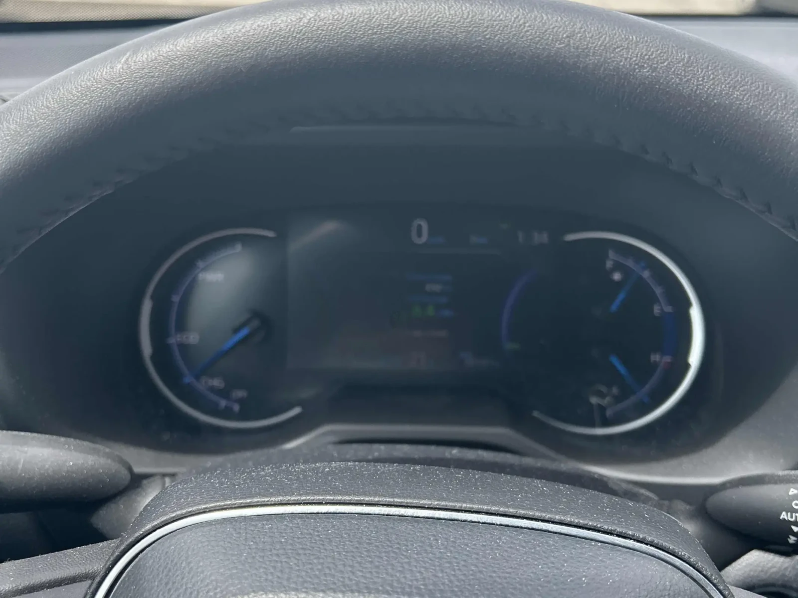Toyota Rav4 Hybrid XLE * 2 КЛЮЧА * ПАНОРАМА * CARFAX, снимка 9 - Автомобили и джипове - 54974962