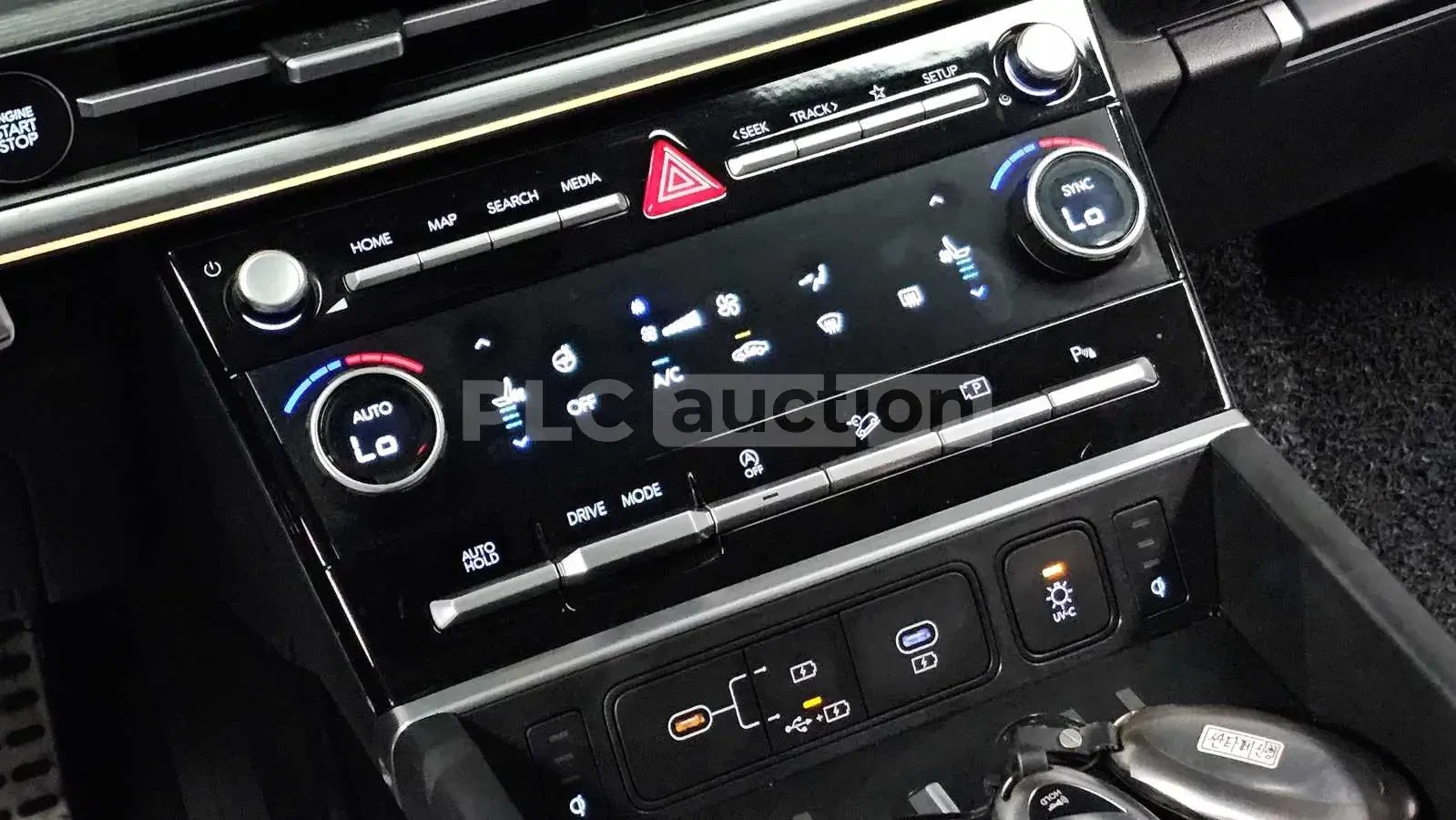 Hyundai Santa fe 2.5T HEAD UP/360CAM/PANORAMA/FULL, снимка 15 - Автомобили и джипове - 55236910