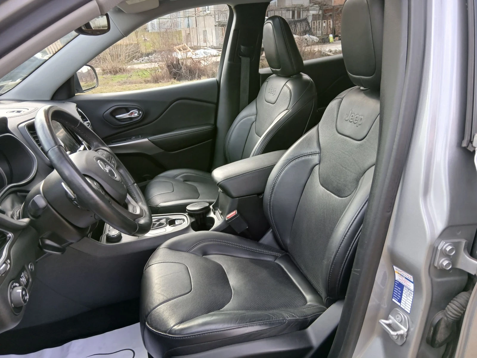 Jeep Cherokee 2.2 d 4x4 | Mobile.bg � ����������� 9