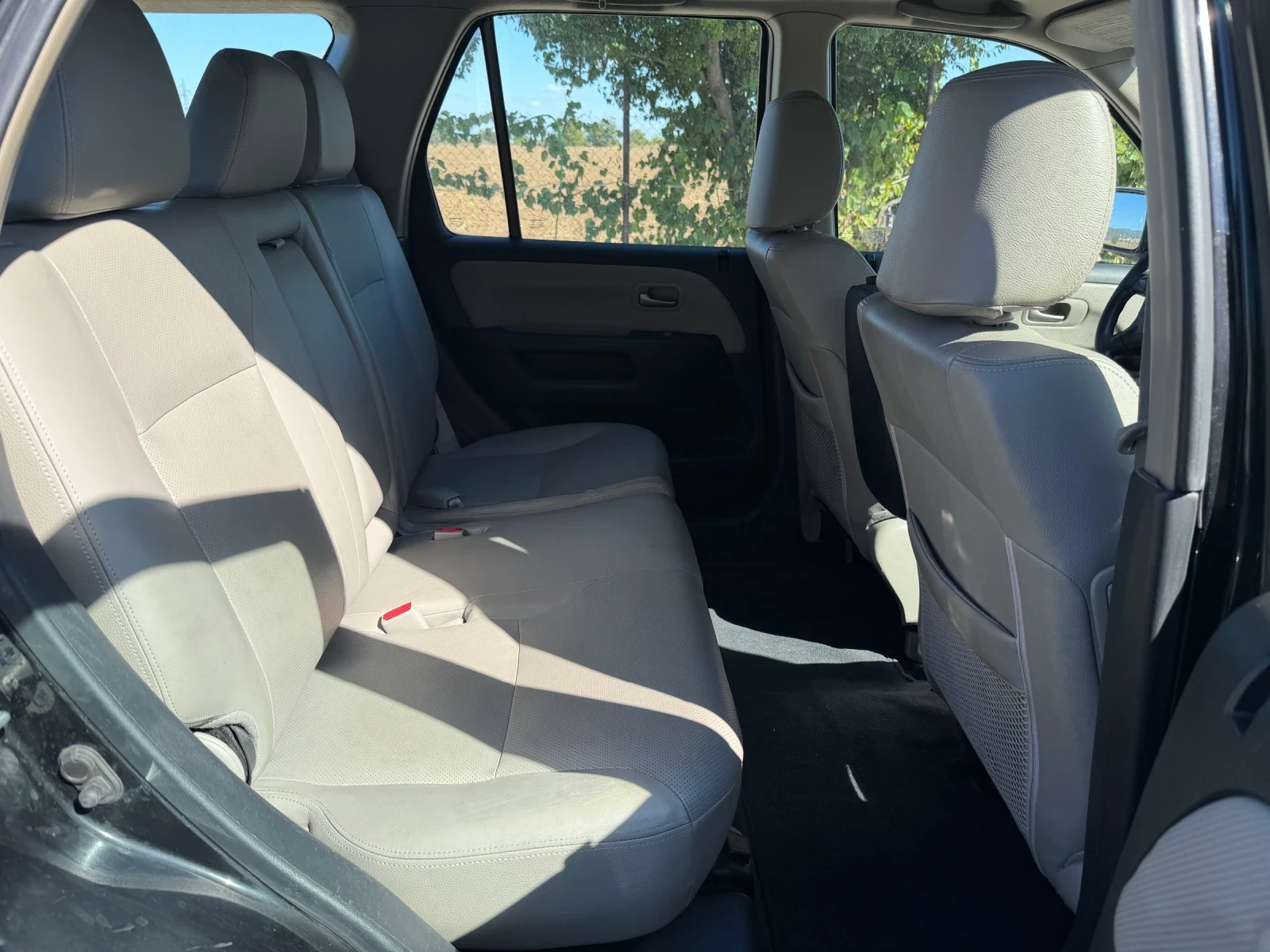 Honda Cr-v 2.0+ Газ, снимка 10 - Автомобили и джипове - 56337157