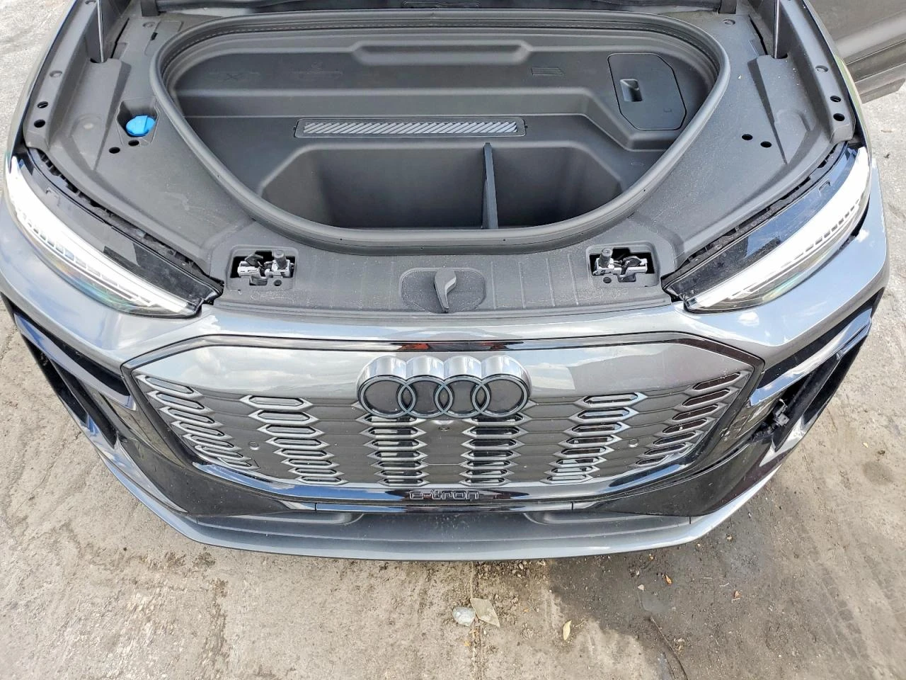 Audi Q6 SQ6 E-Tron Prestige Quattro, снимка 12 - Автомобили и джипове - 56366851