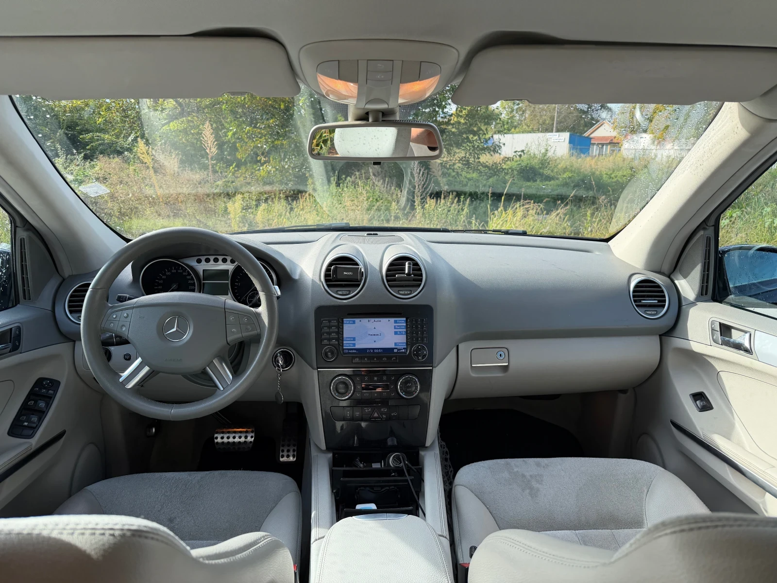 Mercedes-Benz ML 320, снимка 4 - Автомобили и джипове - 56395927