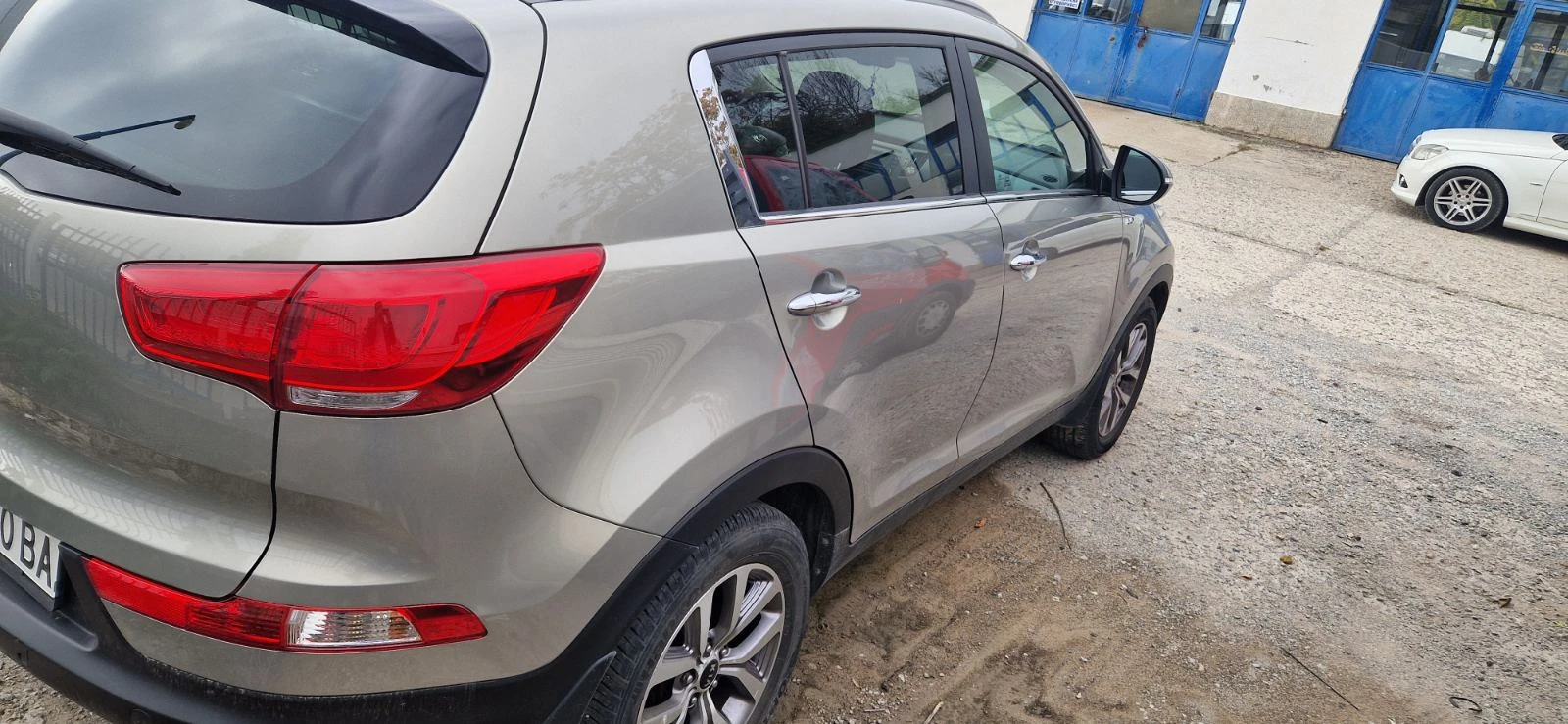 Kia Sportage, снимка 7 - Автомобили и джипове - 56669843