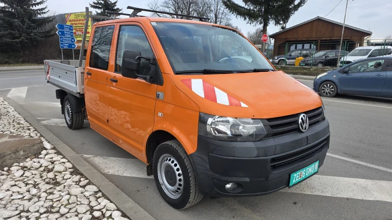 VW Transporter 2.0 TDI Климатик, снимка 2 - Бусове и автобуси - 53123270