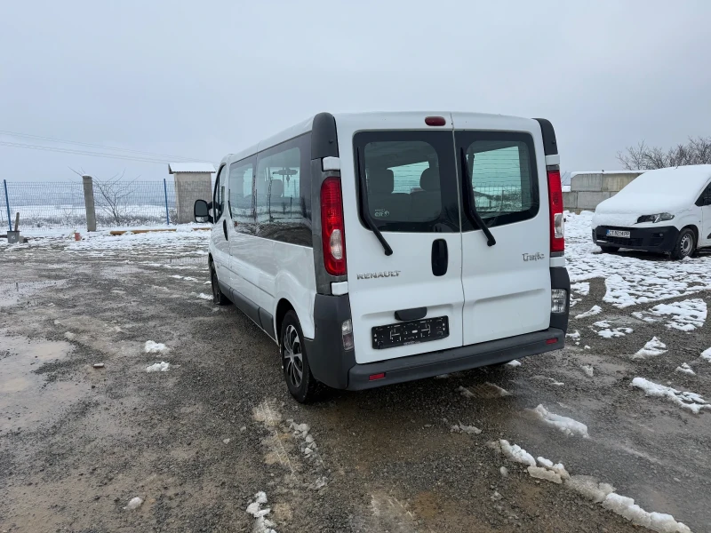 Renault Trafic 2.0 115 klima maxi 8+ 1, снимка 4 - Бусове и автобуси - 53339610