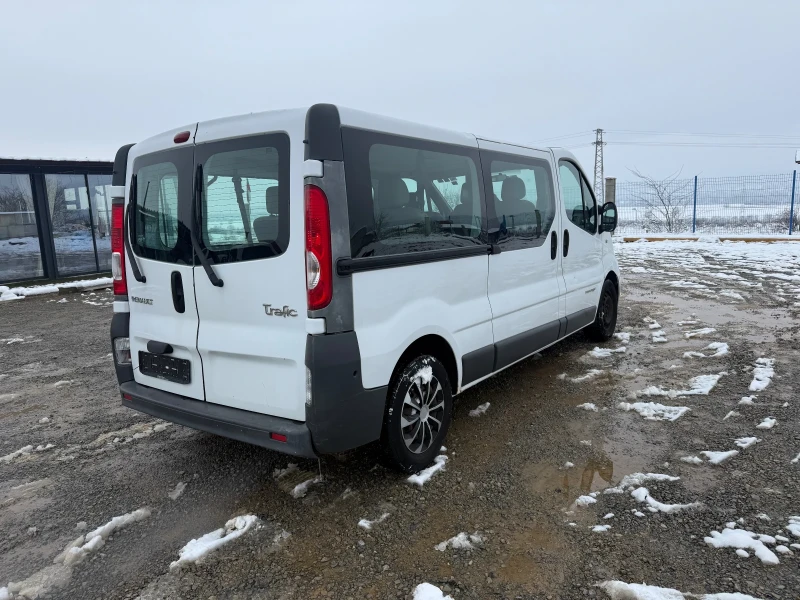 Renault Trafic 2.0 115 klima maxi 8+ 1, снимка 5 - Бусове и автобуси - 53339610