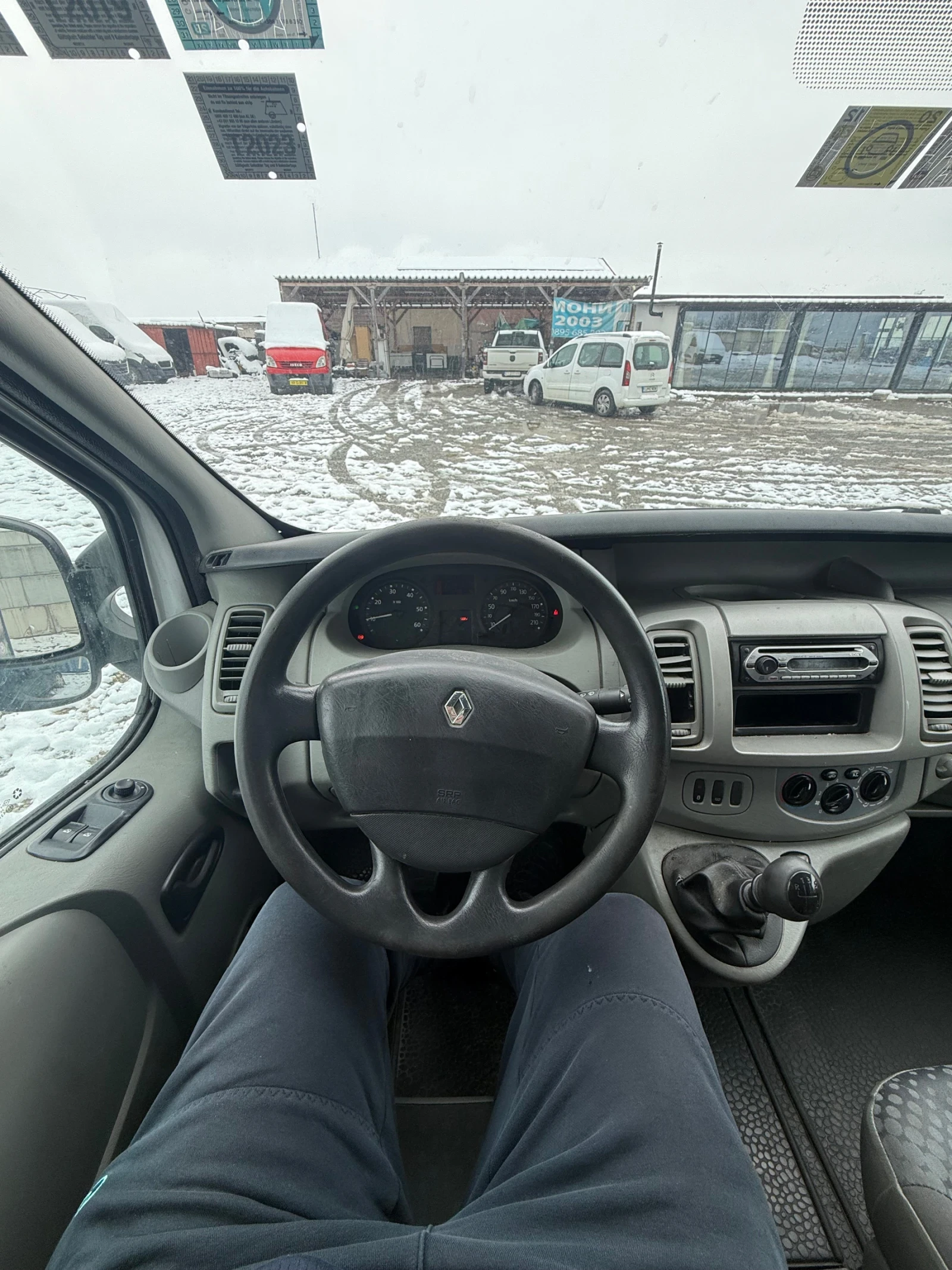 Renault Trafic 2.0 115 klima maxi 8+ 1 - изображение 7