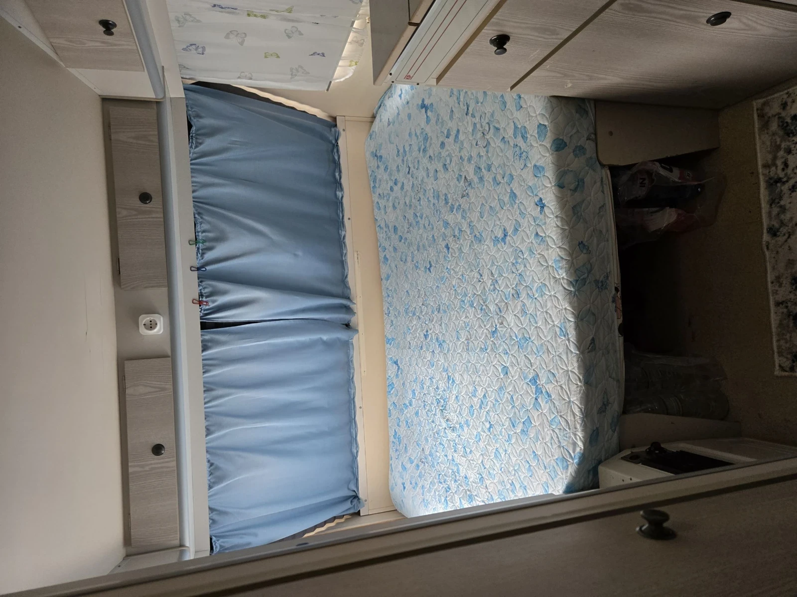 Каравана KIP 420 T, снимка 13 - Каравани и кемпери - 53948931