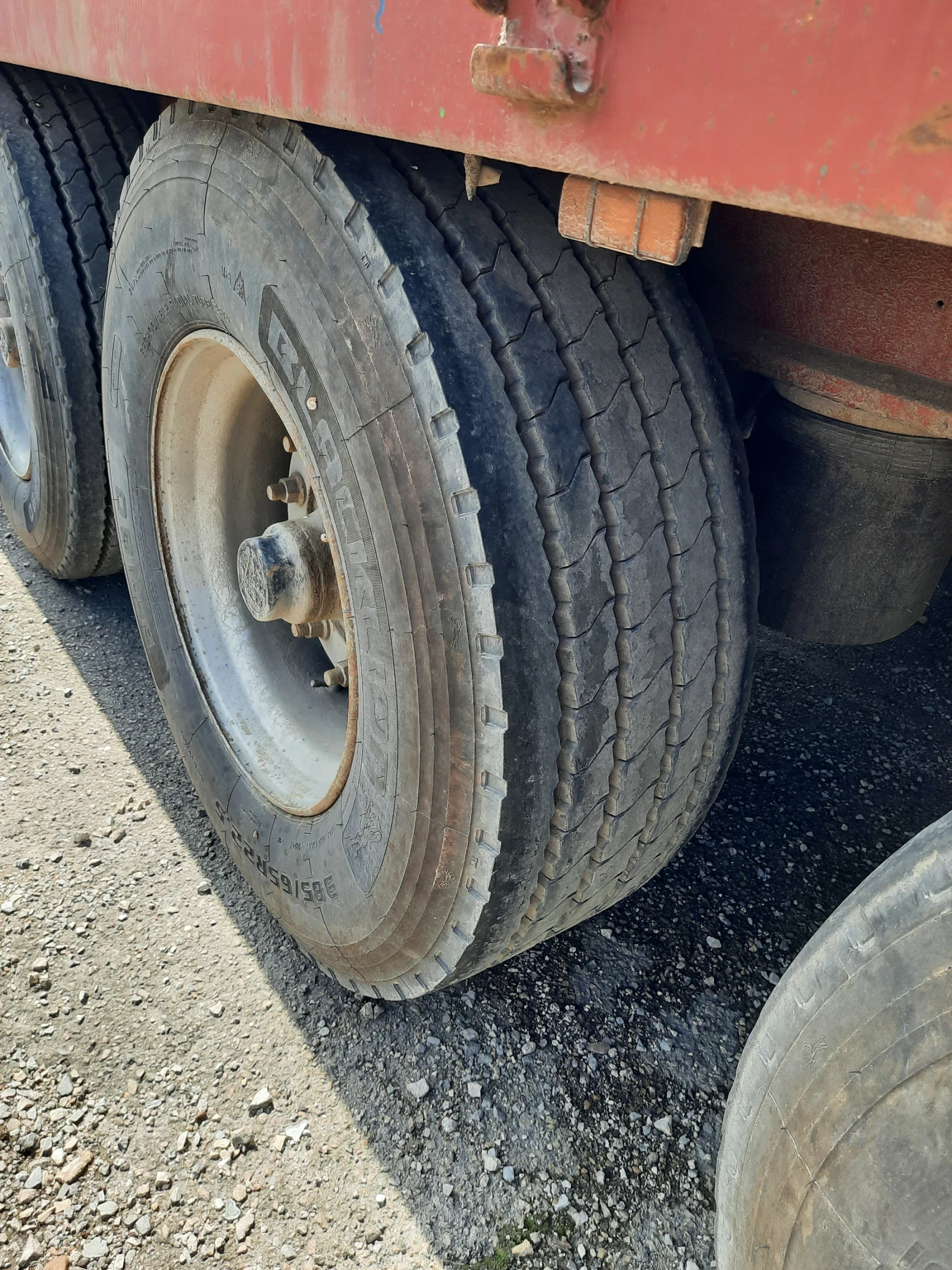 ����������� LeciTrailer | Mobile.bg � ����������� 3