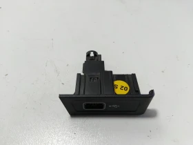 ����� �� �������� �� usb/aux 5Q0035726M 5JB035727A Skoda Rapid