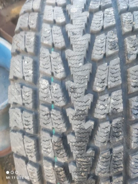 Гуми с джанти Toyo 265/70R15, снимка 2 - Гуми и джанти - 48614039