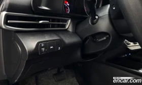 Hyundai Elantra 1.6 LPi Smart, снимка 17