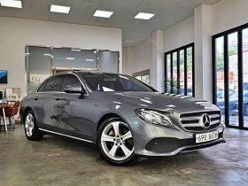 ������ Mercedes-Benz E 200