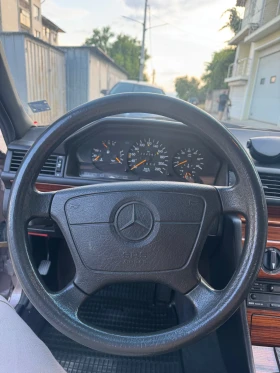 Mercedes-Benz E 250 - 6000 € / 11734.98 лв. - 26089932 4