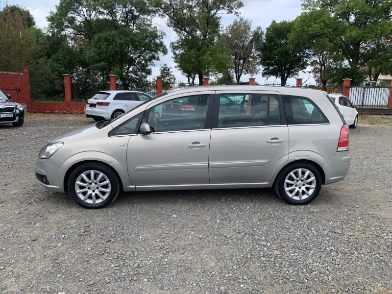 Opel Zafira B 1.9 CDTI (150к.c)Automatic  6-Speed 7 места FUL, снимка 8 - Автомобили и джипове - 47226801