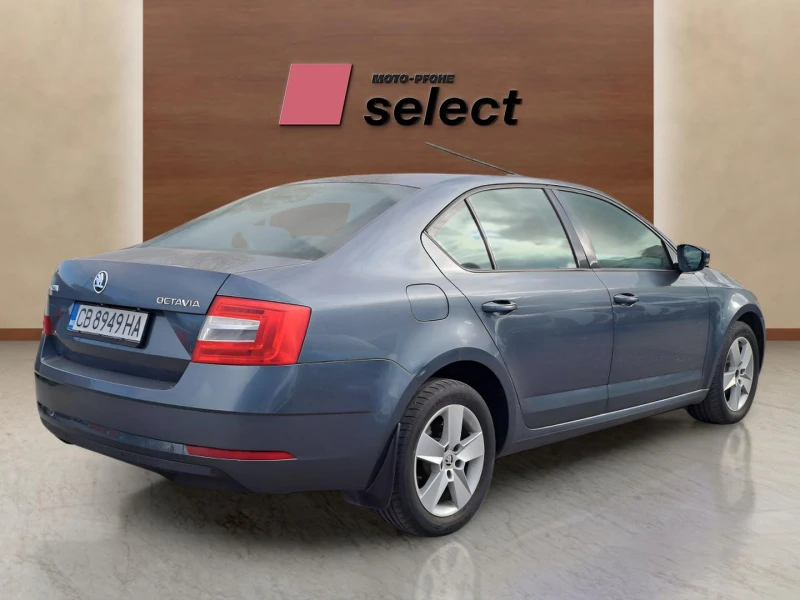 Skoda Octavia 1.6 TDI, снимка 5 - Автомобили и джипове - 48093279