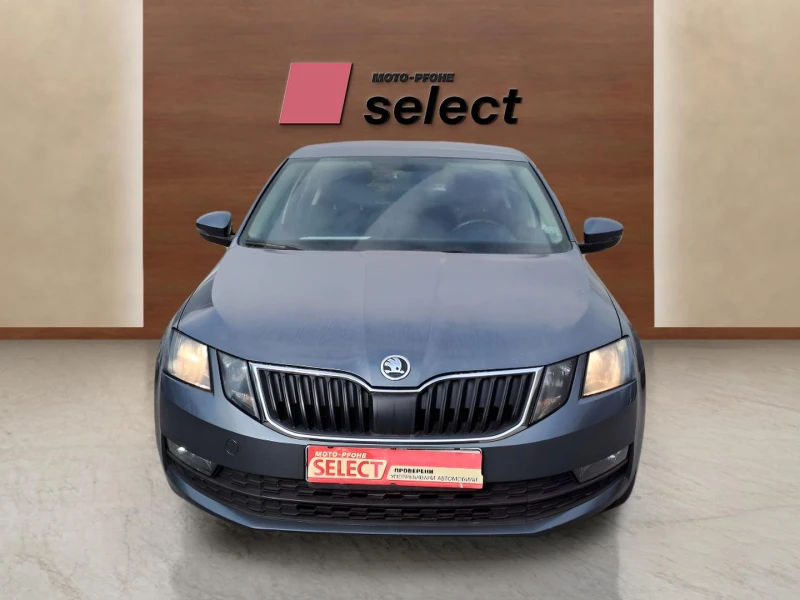 Skoda Octavia 1.6 TDI, снимка 2 - Автомобили и джипове - 48093279