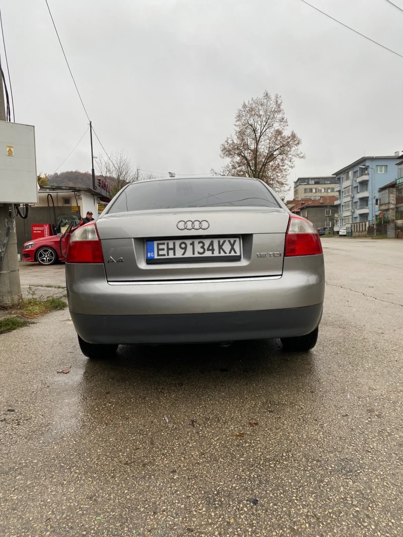 Audi A4, снимка 2 - Автомобили и джипове - 48423076