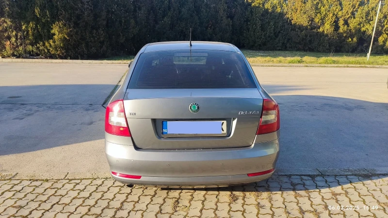 Skoda Octavia Октавия 2 Лифтбек фейс лифт, снимка 2 - Автомобили и джипове - 49405418