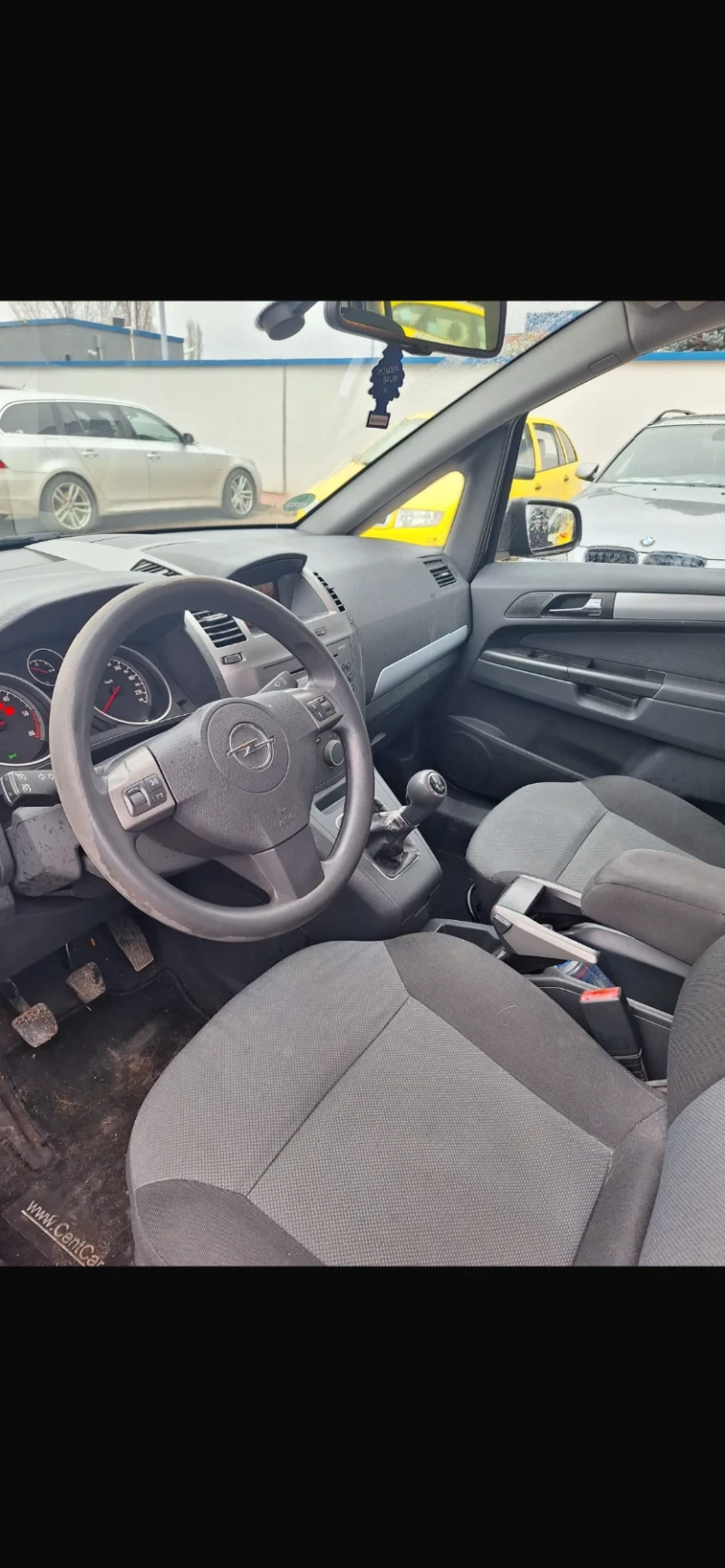 Opel Zafira 1.9TDI 120PS, снимка 5 - Автомобили и джипове - 49460739