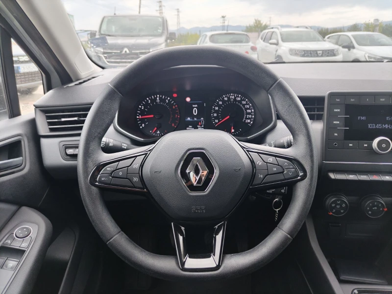 Renault Clio V Tce 100 BVM5 S&S, снимка 9 - Автомобили и джипове - 51444425