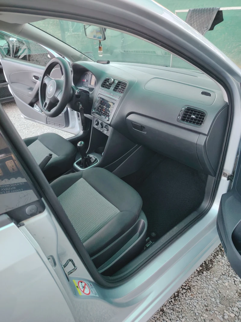 VW Polo, снимка 11 - Автомобили и джипове - 52790801