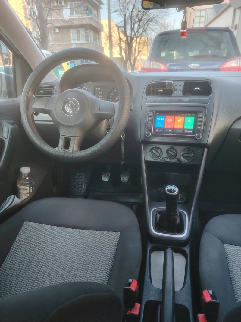 VW Polo, снимка 4 - Автомобили и джипове - 52790801