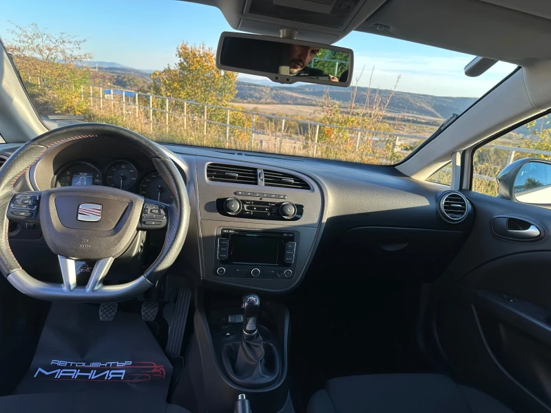 Seat Leon, снимка 11 - Автомобили и джипове - 52256978
