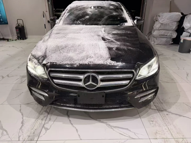 Mercedes-Benz E 300 * CARFAX * БЕЗ ПЪРВОНАЧАЛНА ВНОСКА, снимка 2 - Автомобили и джипове - 52706399