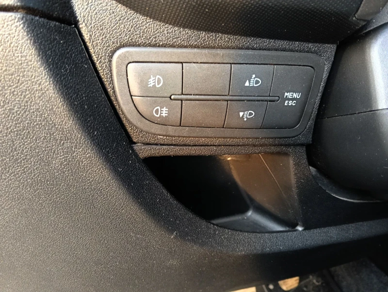 Fiat Qubo, снимка 9 - Автомобили и джипове - 52818956