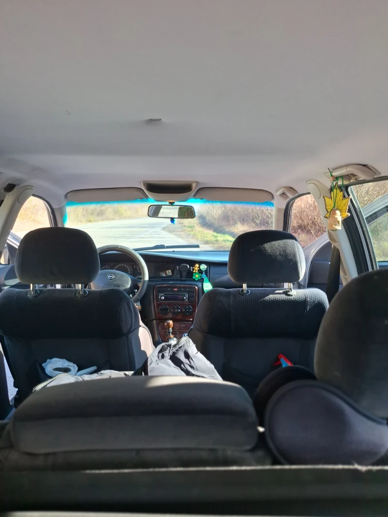 Opel Vectra 2.0 DTI, снимка 11 - Автомобили и джипове - 52846431