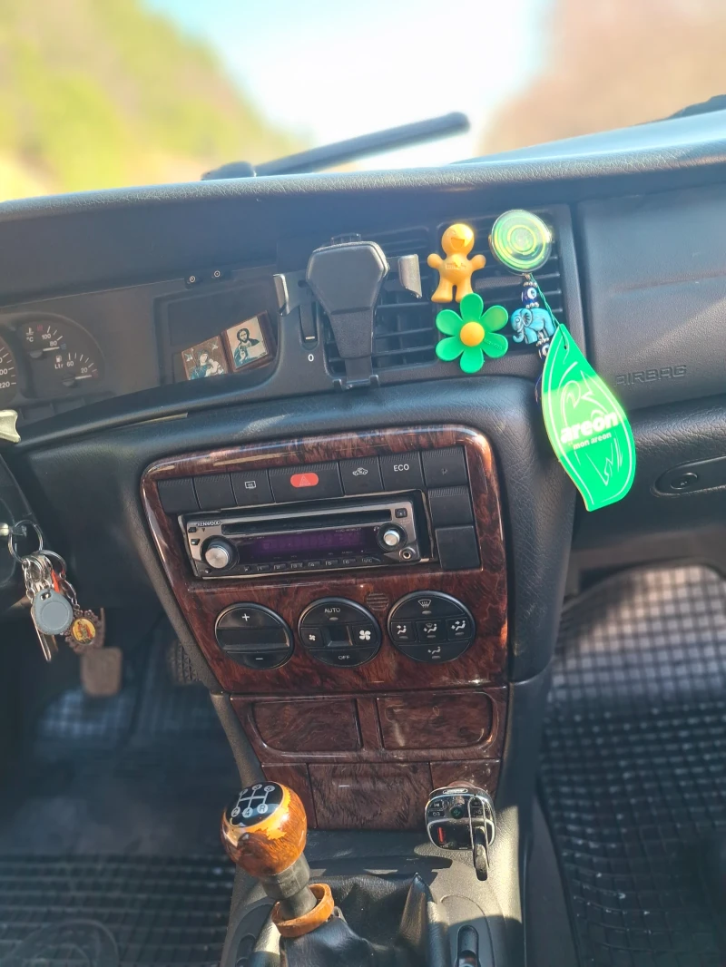 Opel Vectra 2.0 DTI, снимка 14 - Автомобили и джипове - 52846431