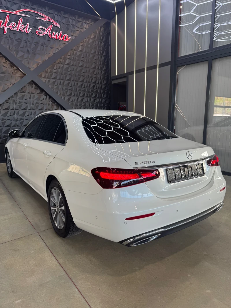 Mercedes-Benz E 200 d * FACELIFT * , снимка 3 - Автомобили и джипове - 52850559
