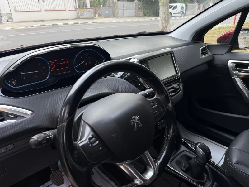 Peugeot 2008 1.2 BENZIN AUSTRIA , снимка 9 - Автомобили и джипове - 52913090