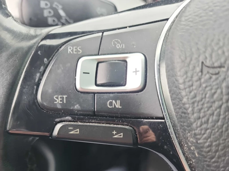 VW Golf * 5dr HB Auto 1.8 TSI * CARFAX * ЦЕНА ДО БГ, снимка 15 - Автомобили и джипове - 53044166