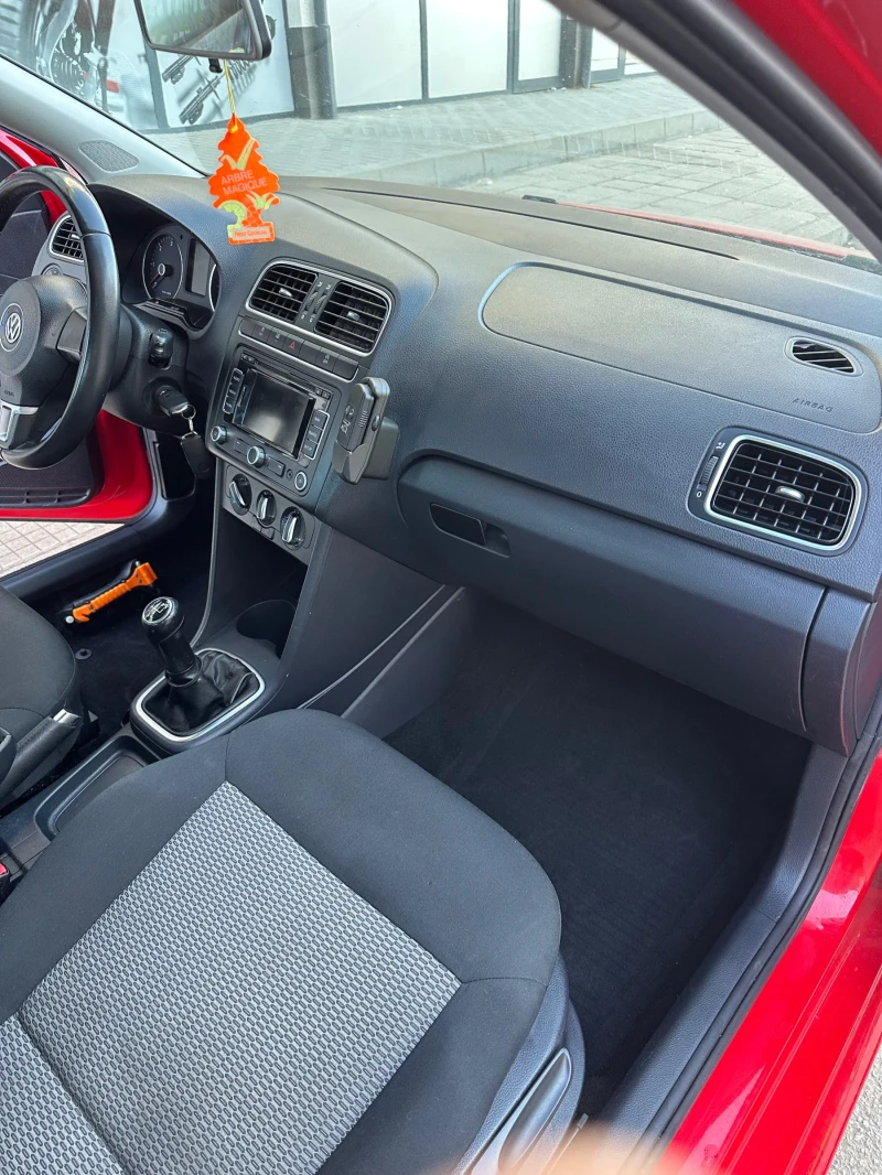 VW Polo, снимка 6 - Автомобили и джипове - 53154681
