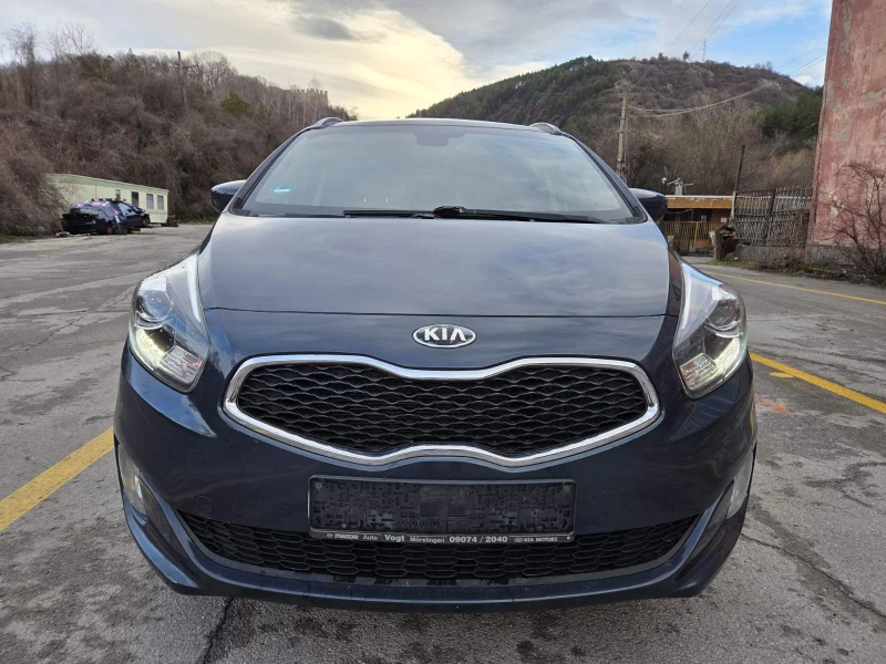 Kia Carens, снимка 3 - Автомобили и джипове - 53263079